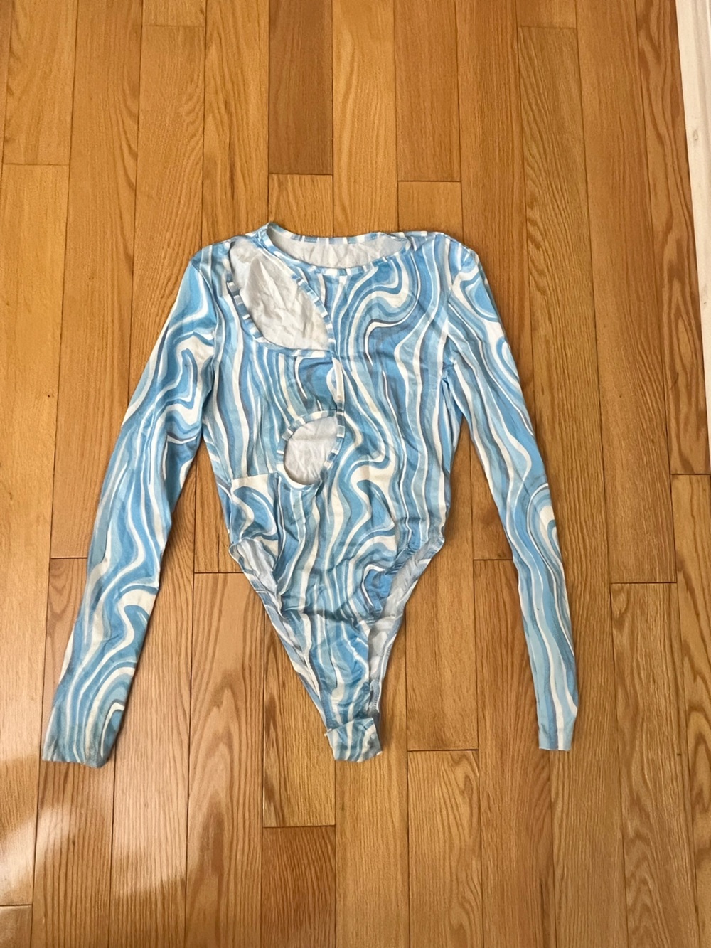 SHEIN Blue and White Swirl Long-Sleeve Kids One-Piece